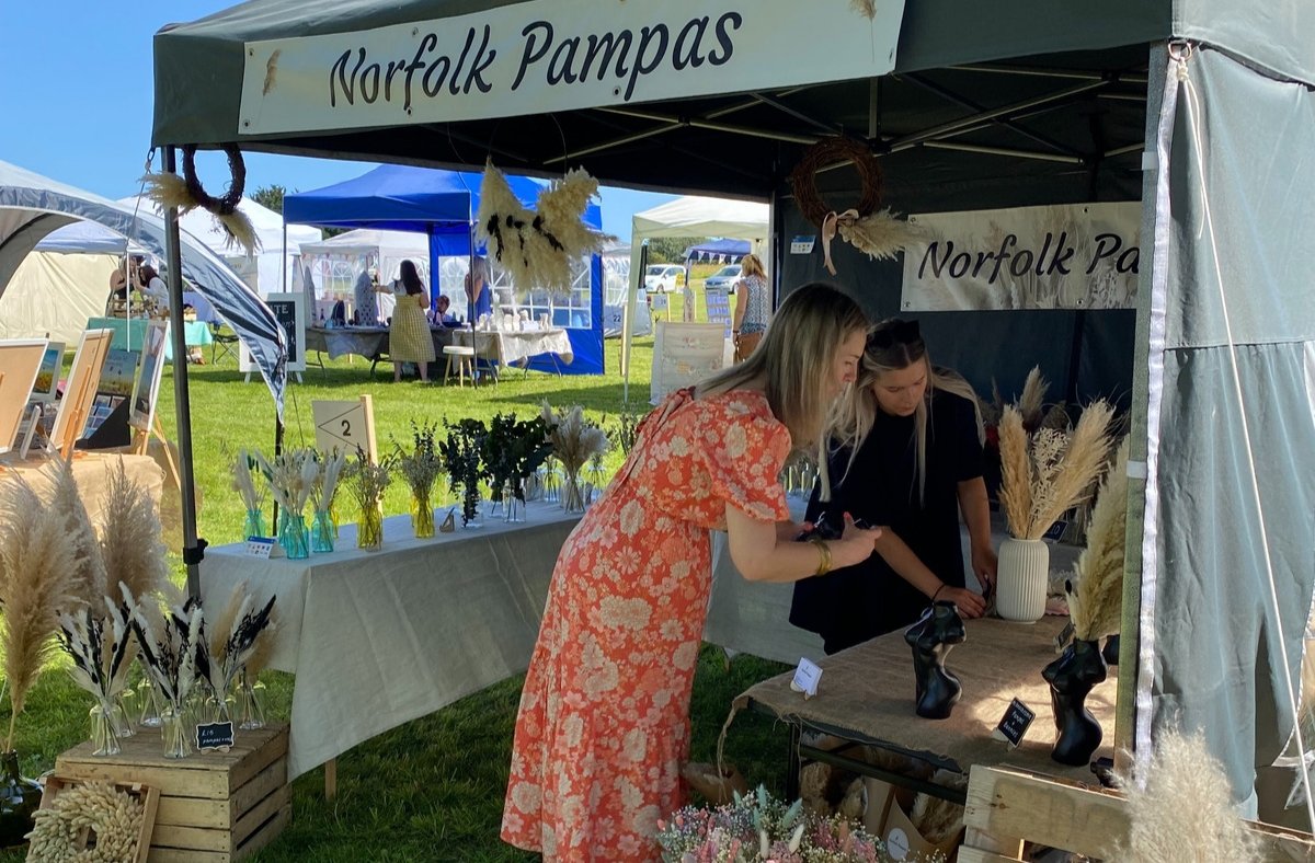 Setting up the Norfolk Pampas Stall at the 2021 North Norfolk Crafts Fair in Tattershall