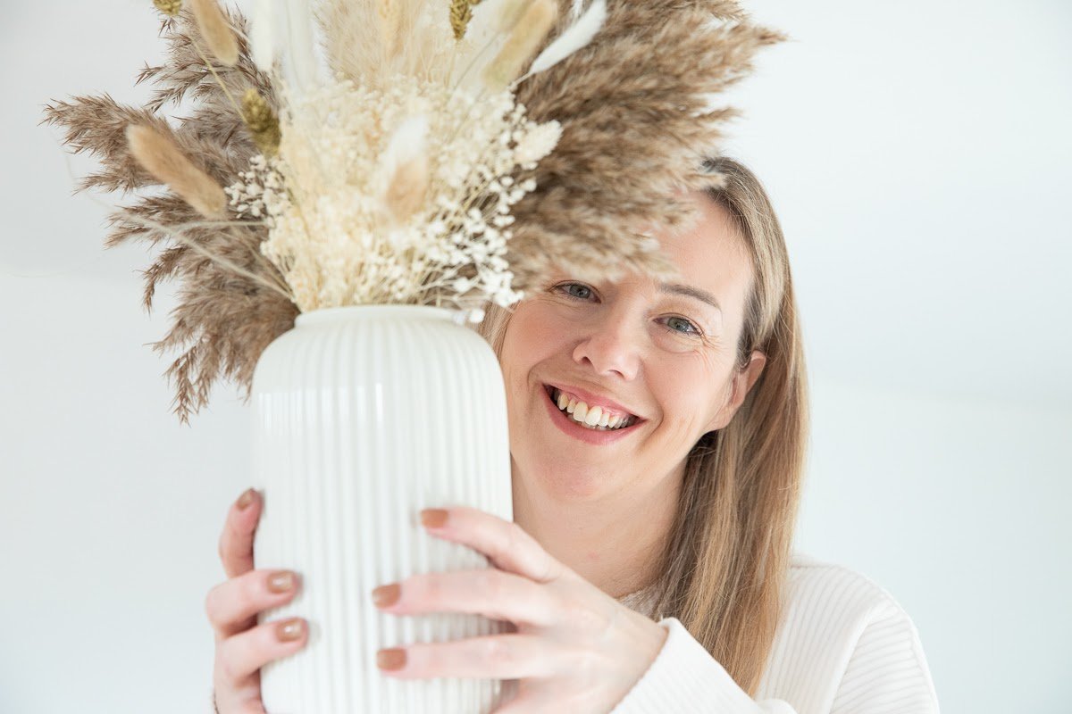 Norfolk Pampas Large Natural Pampas Bouquet made by Suzanne using Dried Flowers