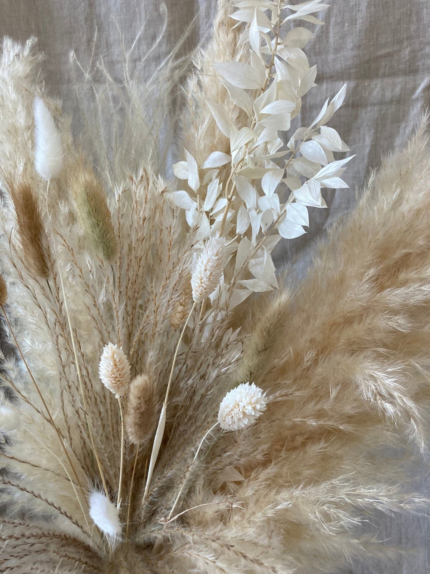 'Nudes' Neutrals and whites Bouquet - 70cm - Norfolk Pampas