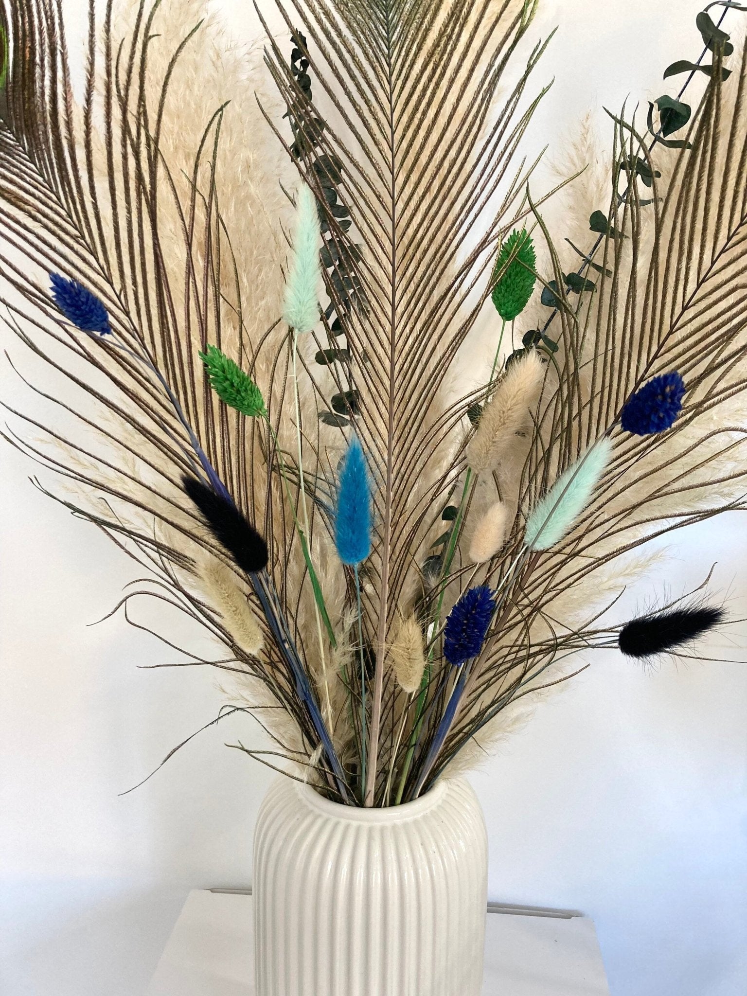 Pampas bouquet with Peacock feathers - 60cm – Norfolk Pampas